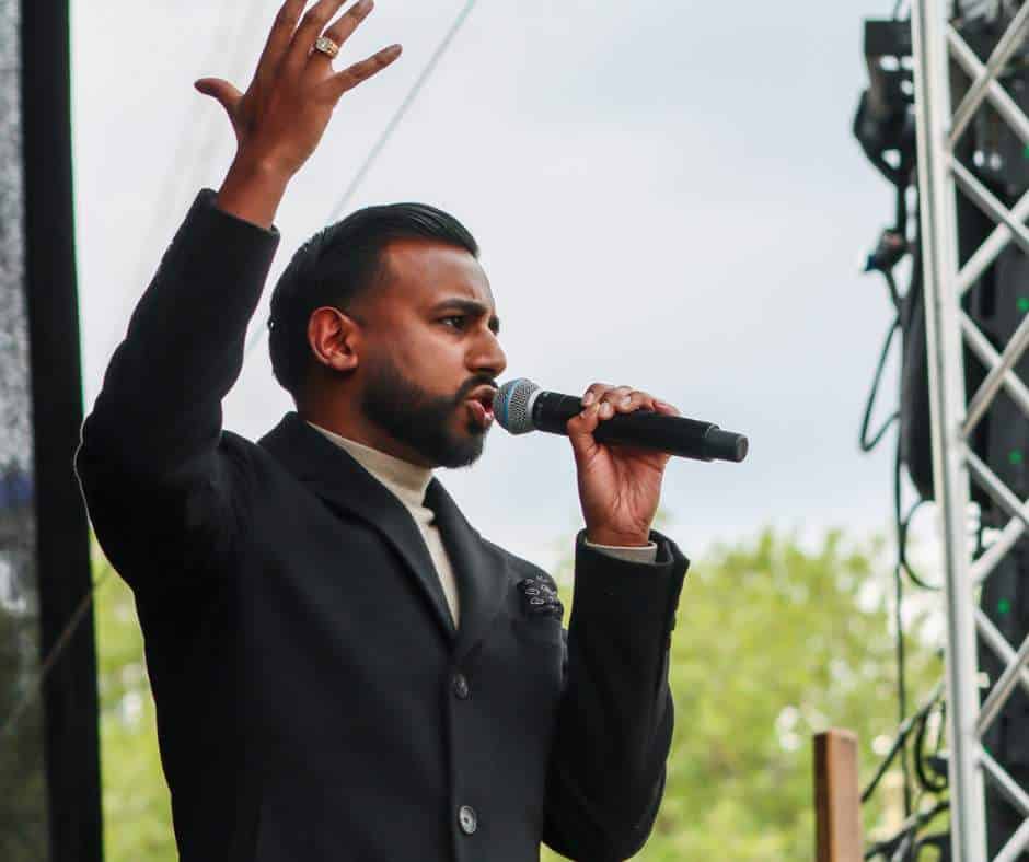Trafalgar Square Outreach - TBN UK